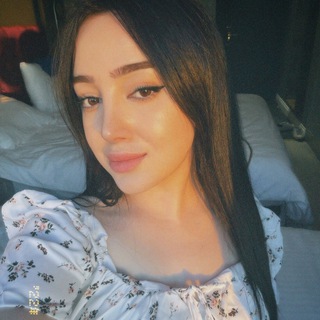 Логотип @oksanabakr - oksanabakr | визуал | фриланс 🎧💗🫂