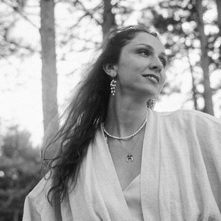 Логотип @oksmanifestorhd - Дизайн Человека и Психология ☯️ + транзиты 🌖