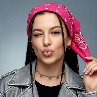 Логотип @olesya_peshina - Олеся • ДИЗАЙН • ЧАТ-БОТЫ