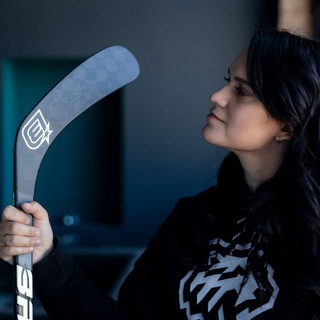 Логотип @olesyahockey - Есть такой корреспондент, Олеся