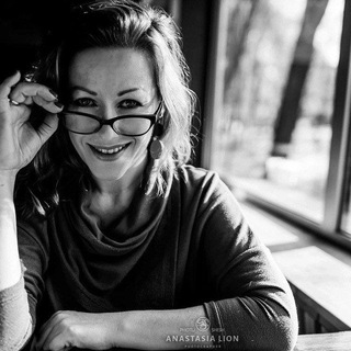 Логотип @olgamalafeevskaya - Ольга Малафеевская. Про танцы, путешествия, жизнь