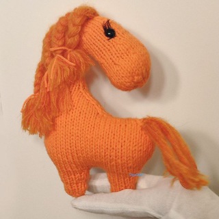 Логотип @olgashandmade - Вяжем спицами и крючком 🫶 🧶 👕🧣🧦🧸🐴