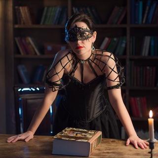 Логотип @olgasomuah - Ольга Соболенко|Книги с человеческим лицом