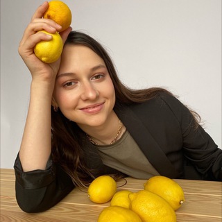 Логотип @olia_expert - Оля, что по маркетингу?💸