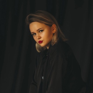 Логотип @olya_korolll_foto - Ню-фотограф | Olya Korolll