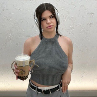 Логотип @olya_nesterova_life - nesterova vibe