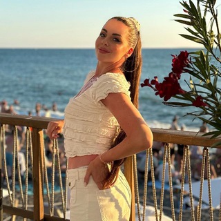 Логотип @olyadmitrenko - OlyaРапунцель