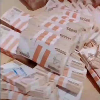 Логотип @omadshoujesko - OMAD SHOU 2020 💴💶💷💵💸