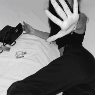 Логотип @onatenten - она 10/10