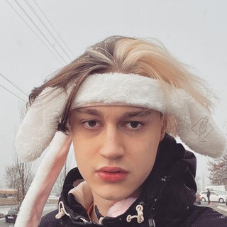 Логотип @one_oboi - Твои любимые обои