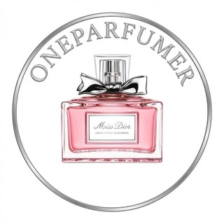Логотип @oneparfumer - Oneparfumer