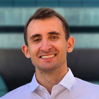 Логотип @oneshelehov - Дмитрий Шелехов