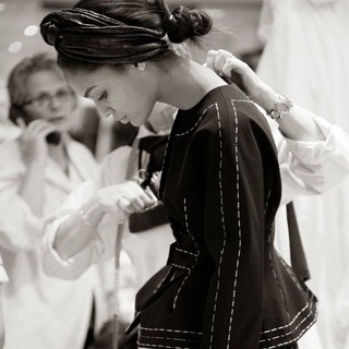 Логотип @onlineatelier_sochi - Online Ателье