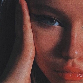 Логотип @oourlovess - I n s p i r e