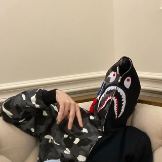 Логотип @opgumba - eeeee