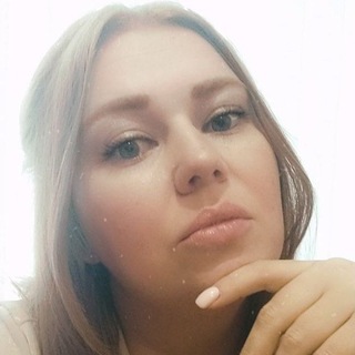 Логотип @oreolbook_taro - В ореоле книг и таро