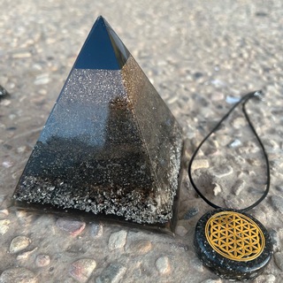 Логотип @orgonitasartesanales - Orgonitas_artesanales