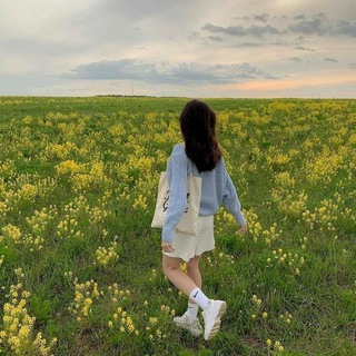 Логотип @oshiqyig1t - ♡︎~~♡︎