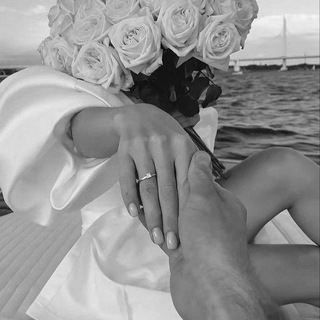 Логотип @otebe_iz - о тебе 🤍