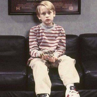 Логотип @otebeionas - подросток.