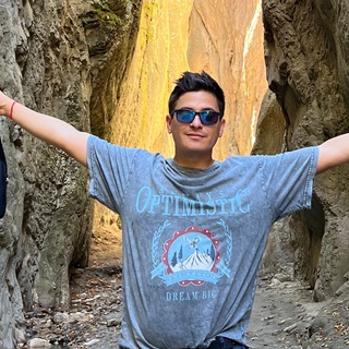 Логотип @ottmaxim - Максим Отт 🔥 доходная недвижимость