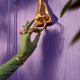 Логотип @outpeople - Отдел модных предсказаний