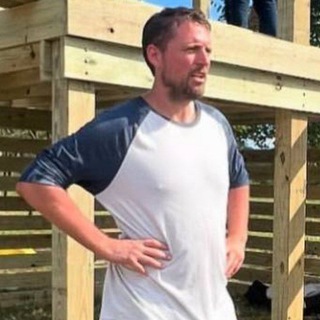 Логотип @owenbenjamingravytrain - Owen Benjamin Archive. Run by Welsh Mama Bear