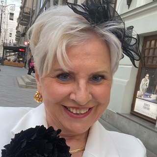 Логотип @oxanaglod - Оксана