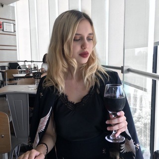 Логотип @oxydenix - alice’s notes