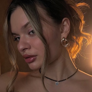 Логотип @oxymoxyy - нахимичим?🎬