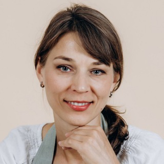 Логотип @p_akademia - Пряничная Академия