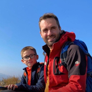 Логотип @papageroev - papageroev | Александр Иванов