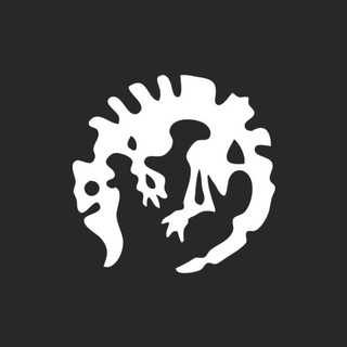 Логотип @paradox_interactive - P社四萌討論谷