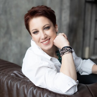Логотип @paramyliana - Ульяна Парамонова