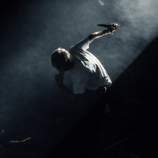 Логотип @paranoyatg - паранойя #socialanxiety