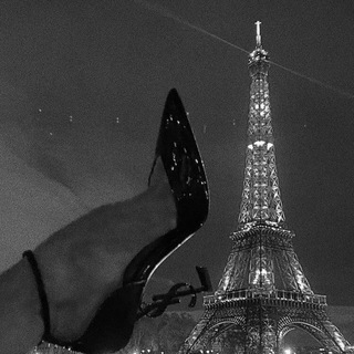 Логотип @parinlove - ᑭaris in love