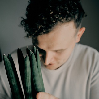 Логотип @pcheltomsk - Юрий Пчёл | Комнатные растения