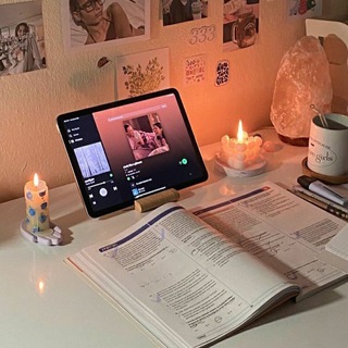 Логотип @pdfknigi - BOOKER