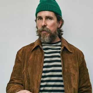 Логотип @peaceofwardrobe - Гардероба кусок