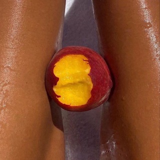 Логотип @peachesjuice - Juicy Peach 🍑