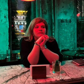 Логотип @pej_do_dna - Я не грустная — я трезвая