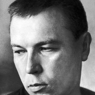 Логотип @pelevin42 - Виктор Пелевин