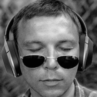 Логотип @pelevin_chonishvili - Пелевин(а) читает Чонишвили