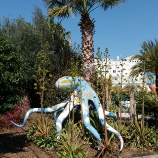 Логотип @perebezhchik - Перебежчик возвращается