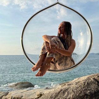 Логотип @pereverzeva_live - Переверзева вещает