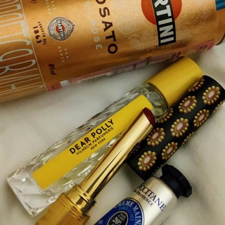 Логотип @peterburg_v_cosmetichke - Петербург в косметичке