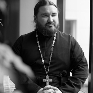 Логотип @petr_guryanov - Священник Петр Гурьянов