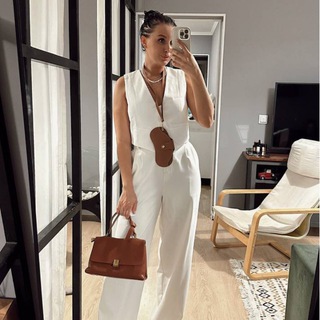 Логотип @petrowavika - Petrowa.vi