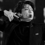 Логотип @pharaonsq - разрыв.