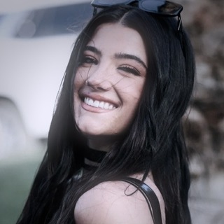 Логотип @photocharlii - Charlixw🎀